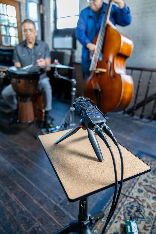 Zoom Audio Recorder  H4essential