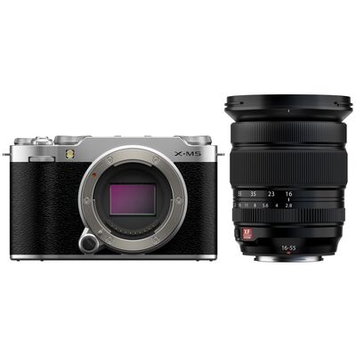 Fujifilm X-M5 + XF 16-55mm f/2.8 R LM WR II  silber