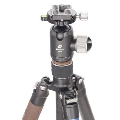 Leofoto Urban LX-324CT + Ballhead XB-38 