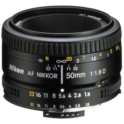 Nikon AF Nikkor 50mm f/1,8 D  Nikon FX