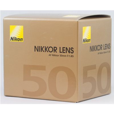 Nikon AF Nikkor 50mm f/1,8 D  Nikon FX