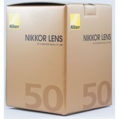 Nikon AF-S Nikkor 50mm f/1,4 G  Nikon FX