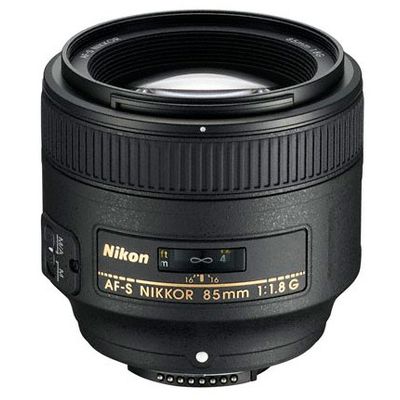 Nikon AF-S Nikkor 85mm f/1,8 G  Nikon FX