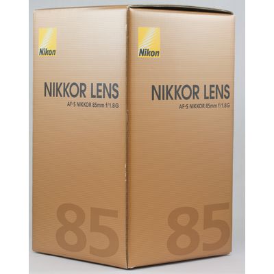 Nikon AF-S Nikkor 85mm f/1,8 G  Nikon FX