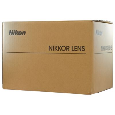 Nikon AF-S Nikkor 300mm f/2,8 ED VR II  Nikon FX