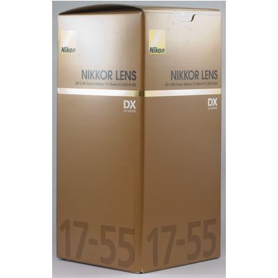 Nikon AF-S DX Nikkor 17-55mm f/2,8 G IF-ED  Nikon DX