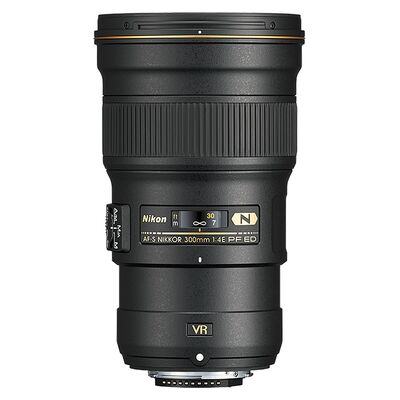 Nikon AF-S Nikkor E 300mm f/4,0 PF ED VR  Nikon FX