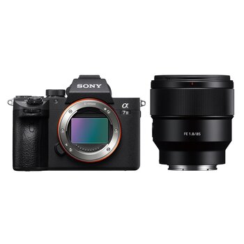 Sony Alpha 7 III (ILCE-7M3) + SEL 85mm /f1,8 