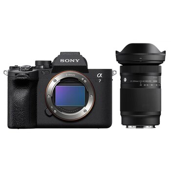 Sony Alpha 7 IV (ILCE-7M4) + Sigma AF 20-200mm F3.5-6.3 DG Contemporary 