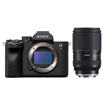 Sony Alpha 7 IV (ILCE-7M4) + Tamron 28-300mm f/4-7,1 Di III VC VXD 