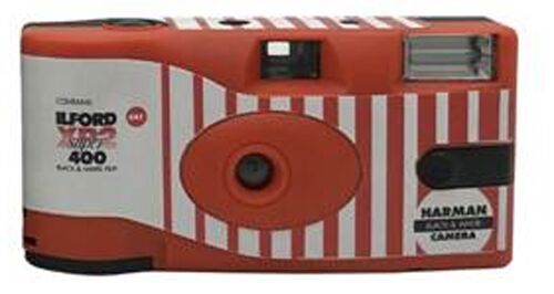 Ilford XP2 Einwegkamera mit Blitz 400 ASA / 27 Aufnahmen black & white 
