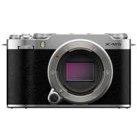 Fujifilm X-M5 + XC 13-33mm f/3,5-6,3 OIS  silber