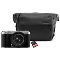 Fujifilm  X-M5 + XC 15-45mm + Peak Design Everyday Sling V2 3L + SanDisk 64 GB  silber