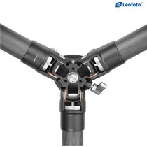 Leofoto Carbon-Dreibeinstativ LS-324CEX Ranger mit Nivellierbasis + Videoneiger BV-10 