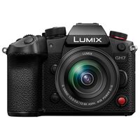 Panasonic Lumix DC-GH7 + AF 12-60mm f/3,5-5,6 G Vario Asph. OIS 