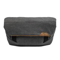Peak Design Field Pouch V2 Zubehörtasche / Gürteltasche mit Tragegurt  dunkelgrau