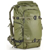 Shimoda Action X40 V2 Starter Kit (Med DSLR CU)  Armeegrün