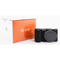 Sony Vlog-Kamera Alpha ZV-E10 Gehäuse - Demoware mit Alternativgurt 