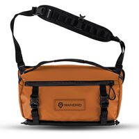 Wandrd ROGUE Sling  Sedona Orange 9L