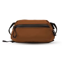 Wandrd Tech Bag  Sedona Orange Medium