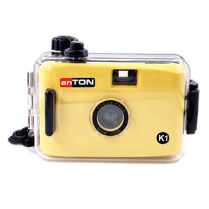 Anton K1, Kleinbildkamera mit Unterwassergehäuse  gelb