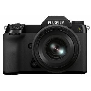 Fujifilm GFX 50S II + GF 35-70mm WR 