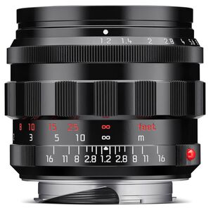 Leica Noctilux-M 50mm f/1.2 asph.  Leica M glänzend schwarz lackiert