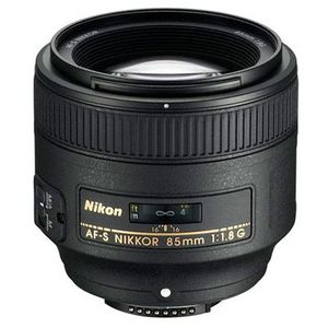 Nikon AF-S Nikkor 85mm f/1,8 G  Nikon FX