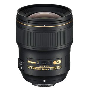 Nikon AF-S Nikkor E 28mm f/1,4 ED  Nikon FX