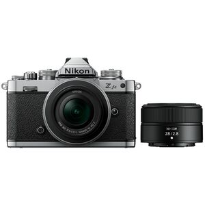 Nikon Z fc + DX 16-50mm f/3,5-6,3 VR SE + Nikkor Z 28mm f/2,8 