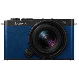 Panasonic Lumix DC-S9 + S 18-40mm f/4.5-6.3  nachtblau