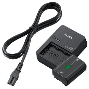 Sony Akku NP-FZ100 + BC-QZ1 Schnell-Ladegerät 
