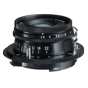 Voigtländer Heliar 40mm f/2,8 asph.  Leica M schwarz