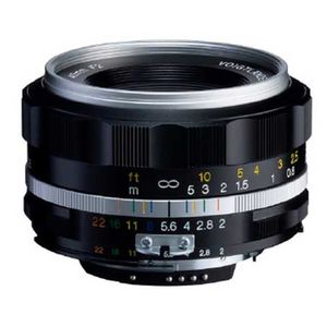 Voigtländer Ultron 40mm f/2,0 asph SLII-S AIS  Nikon FX silber