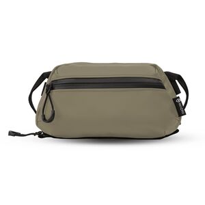Wandrd Tech Bag  Yuma Tan Medium