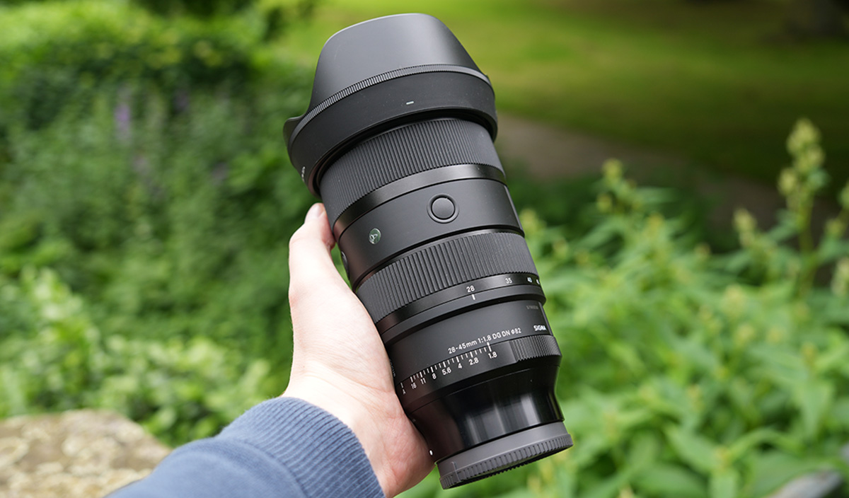 Sigma 28-45mm f 1.8 Groesse und Gewicht