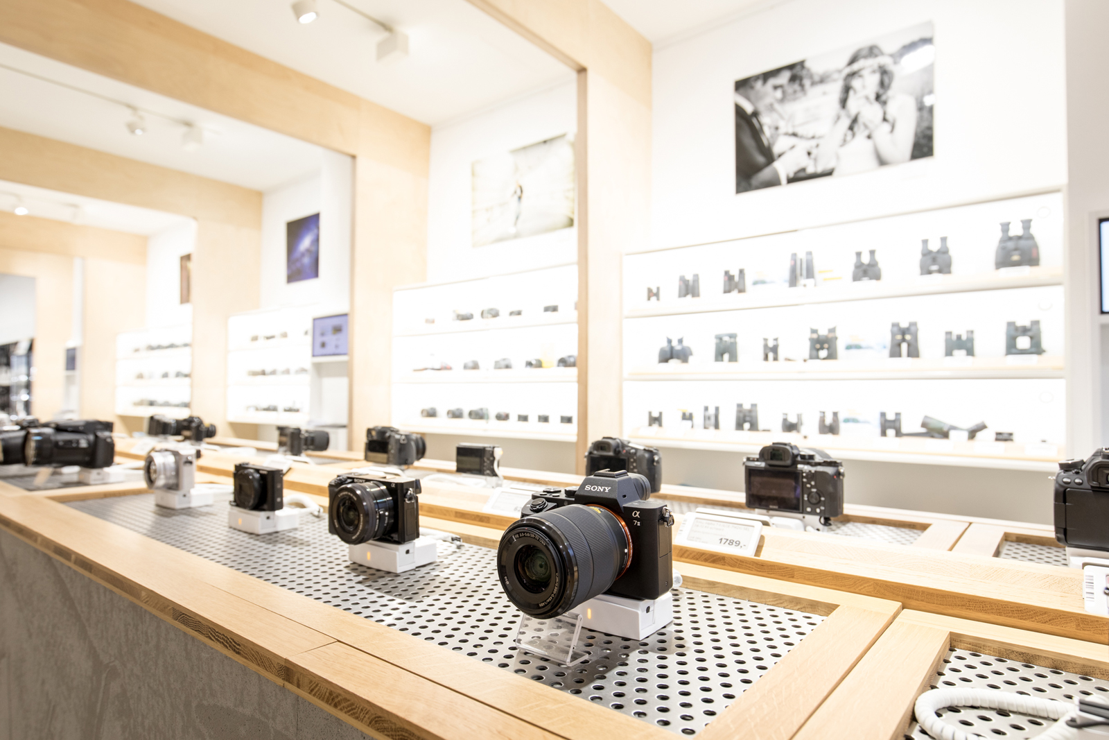 Das neue Geschäft - Bild 1