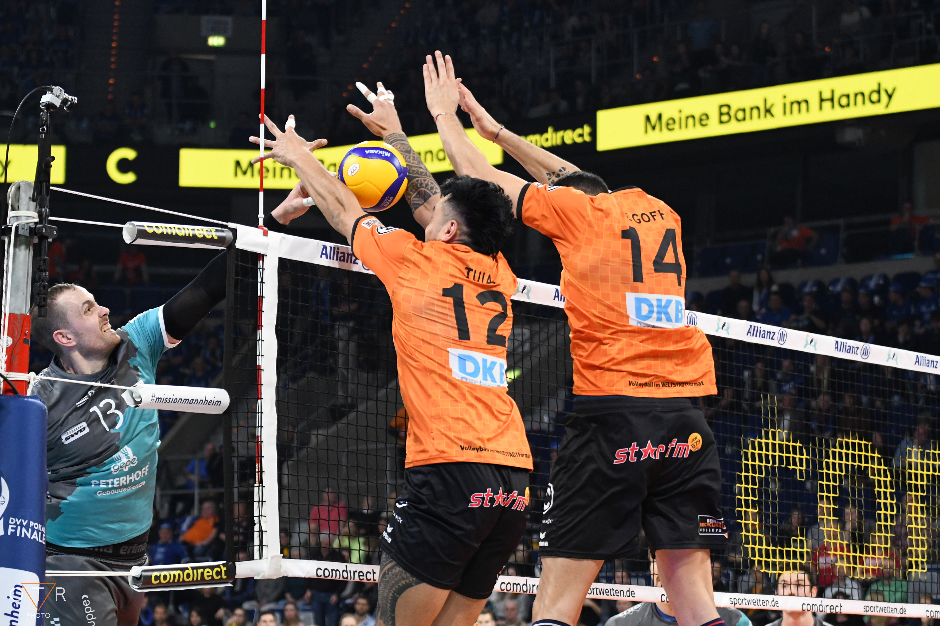 Wie man Volleyballspiele fotografiert - DVV Pokalfinale