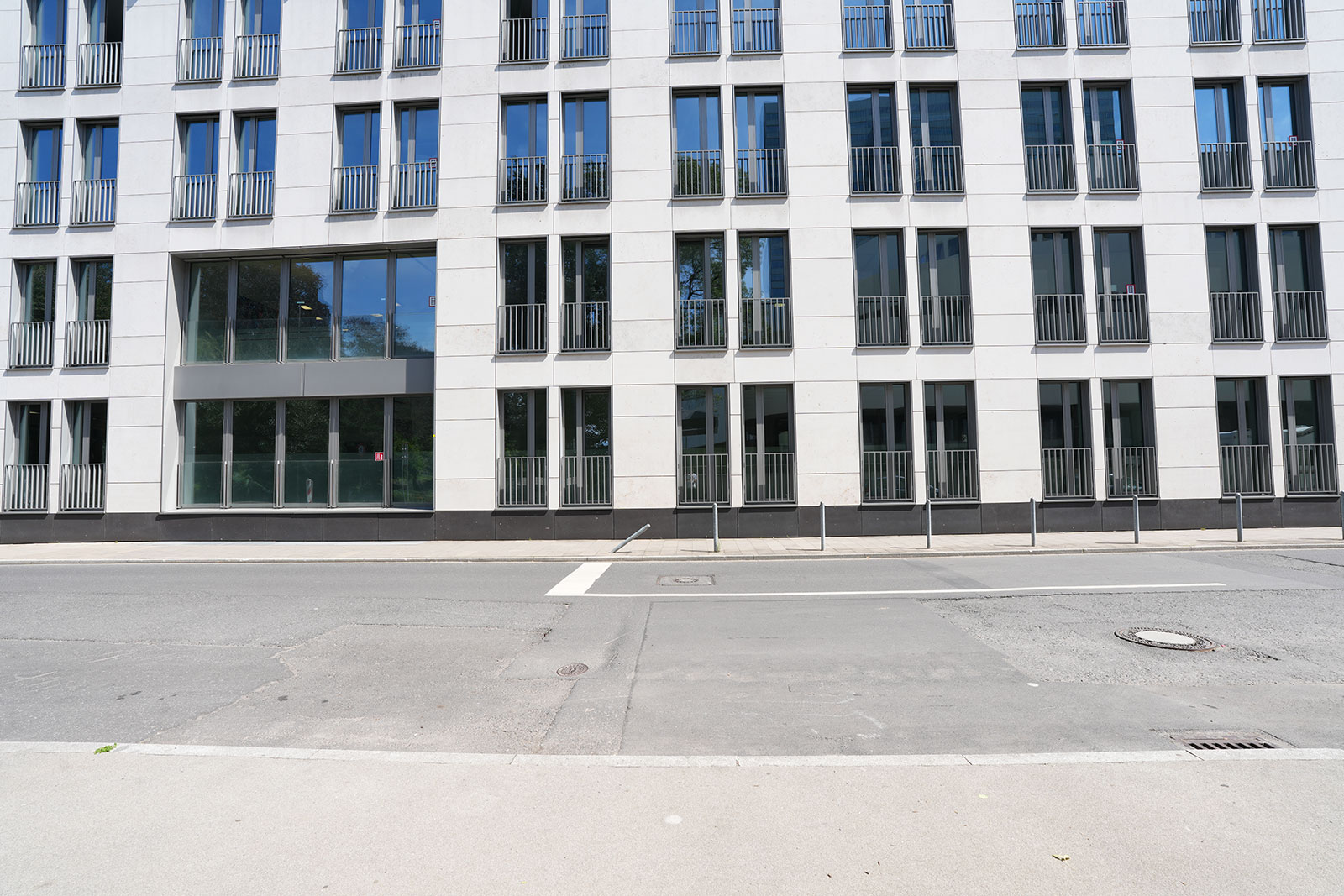 Sony 16-35 GM2 16mm F8 Referenz