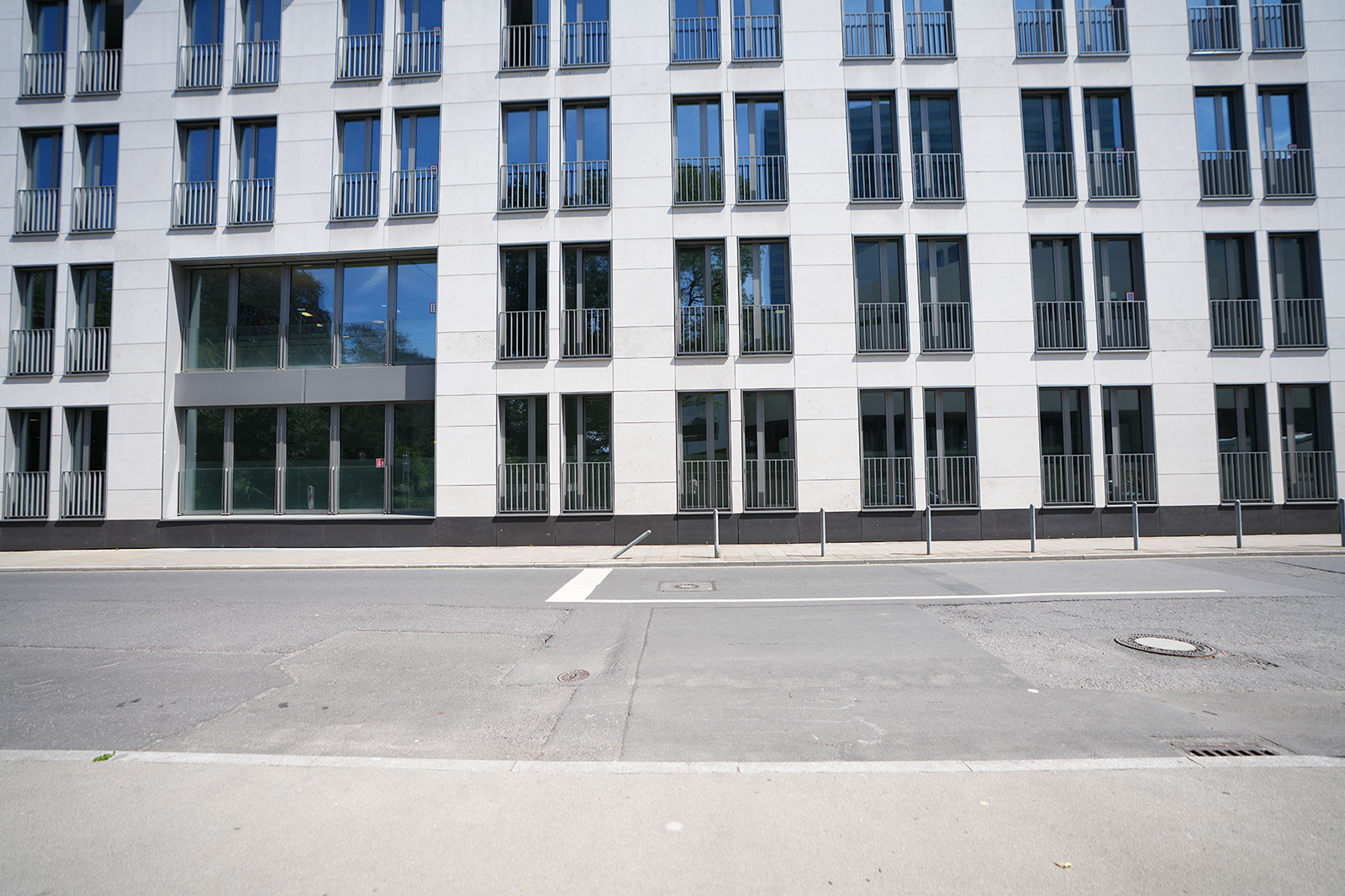 Sony 16-35 GM 16mm F8 Referenz