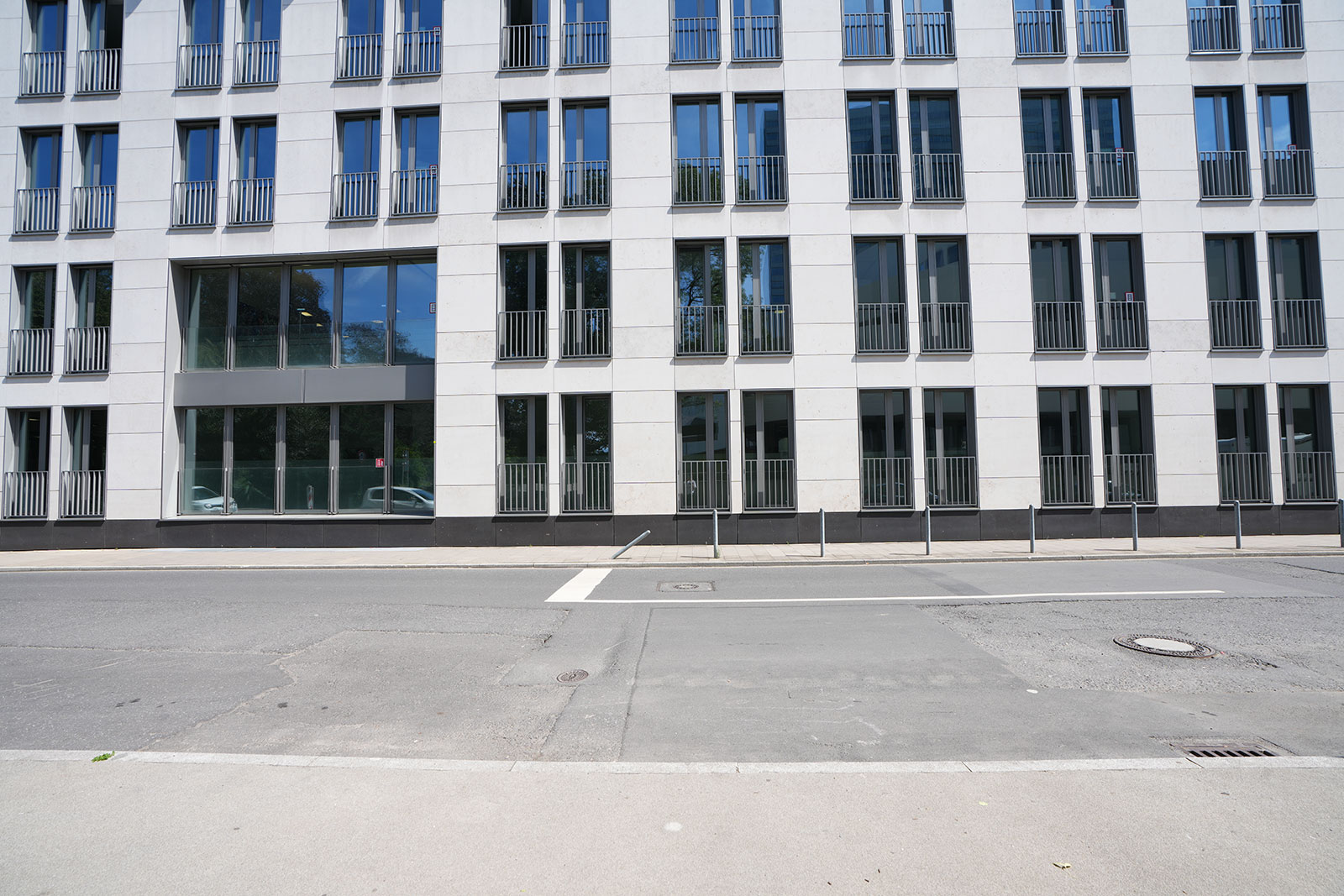 Sony 16-35 GM 16mm F8 Referenz