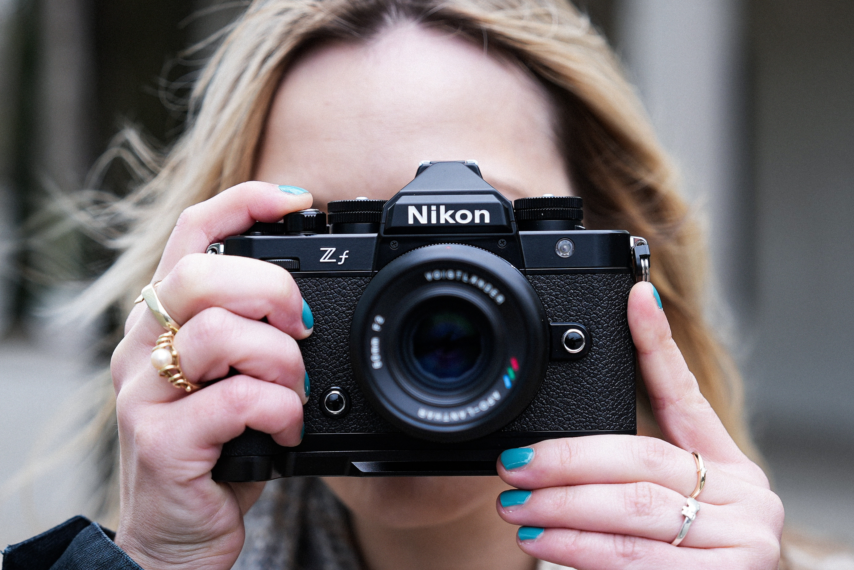 Design des Nikon Z f GehÃ¤use