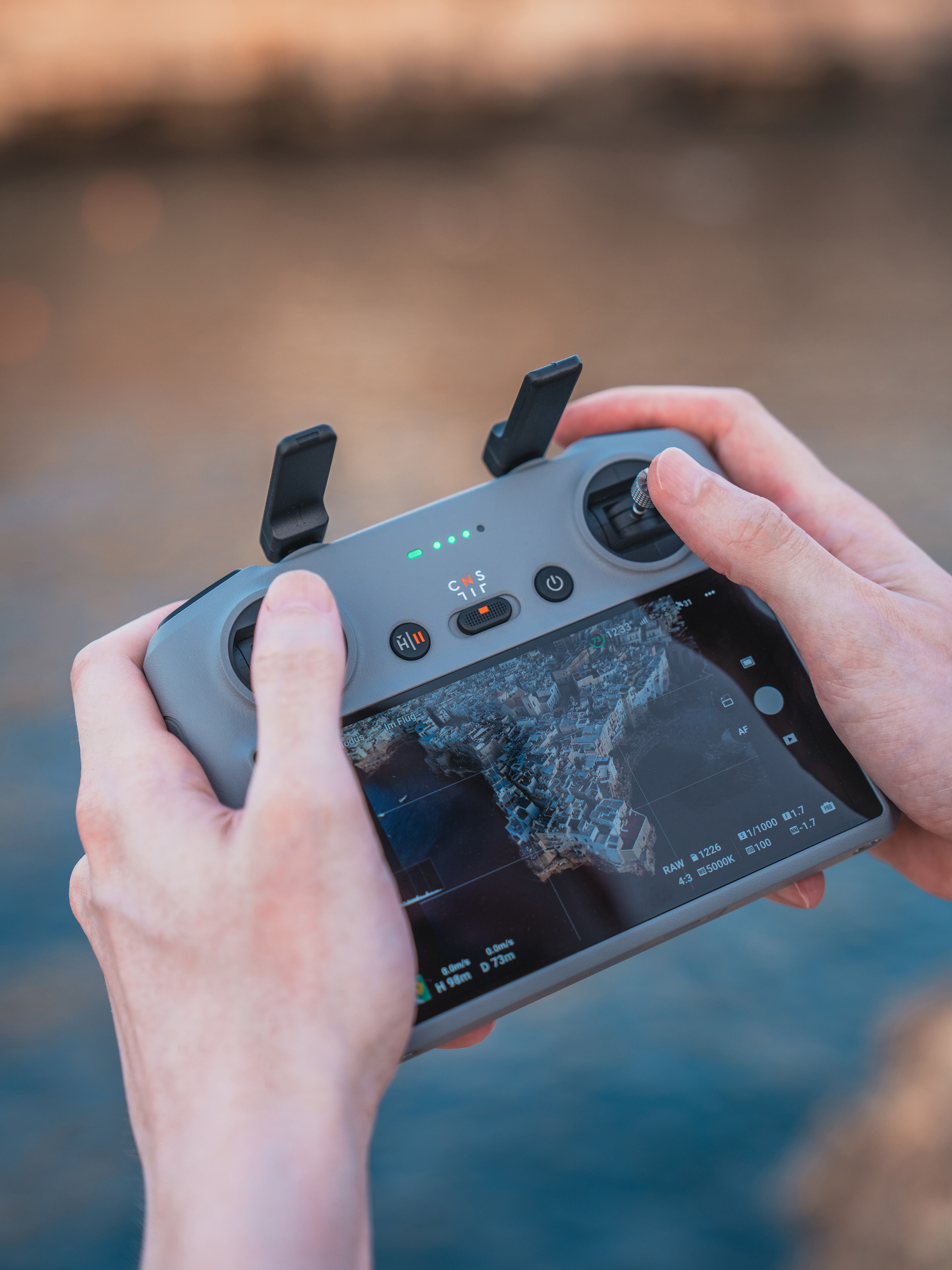 DJI Mini 4 Pro mit der RC Fernbedienung