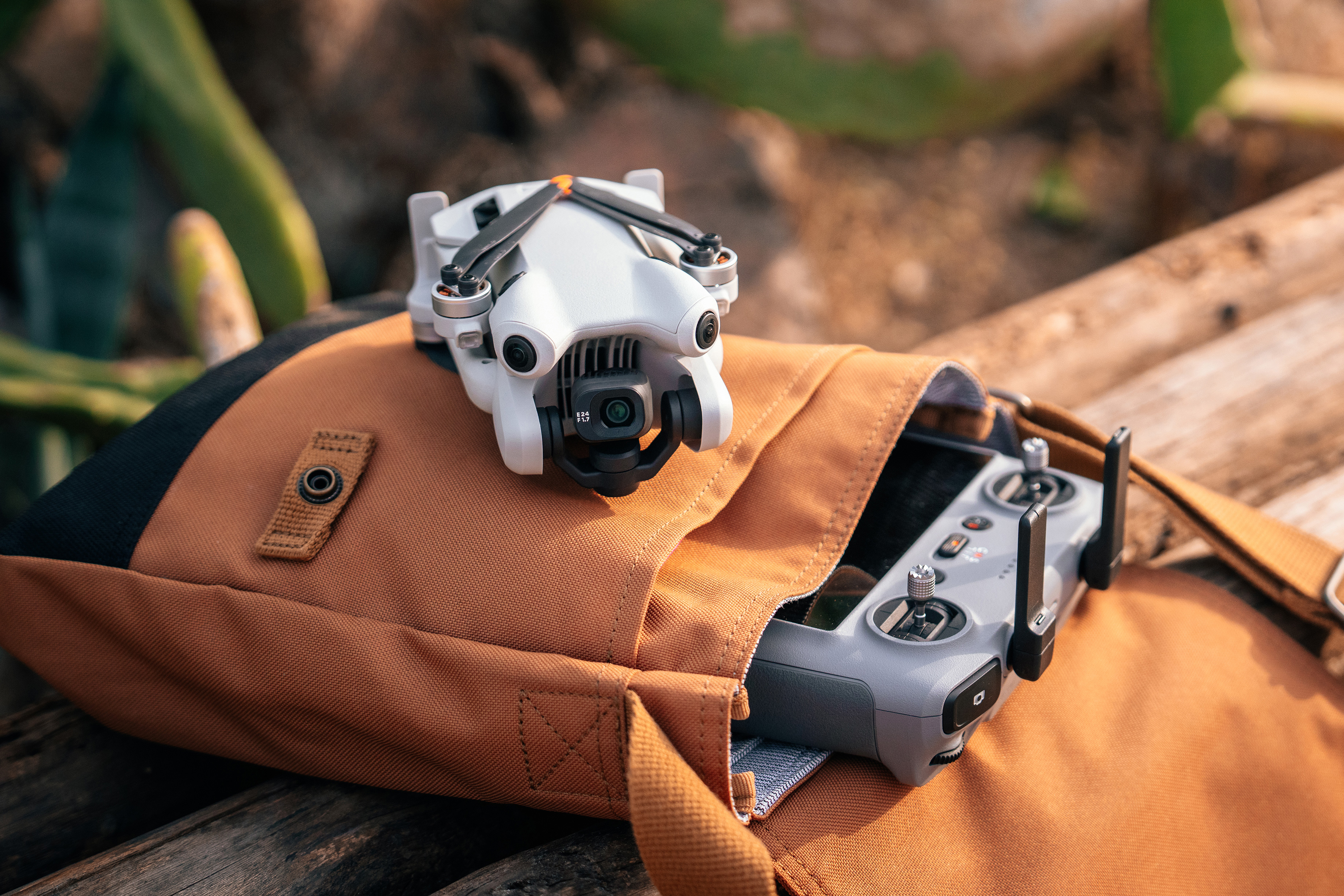 Kompakte Drohne für die Reise und den Fotorucksack