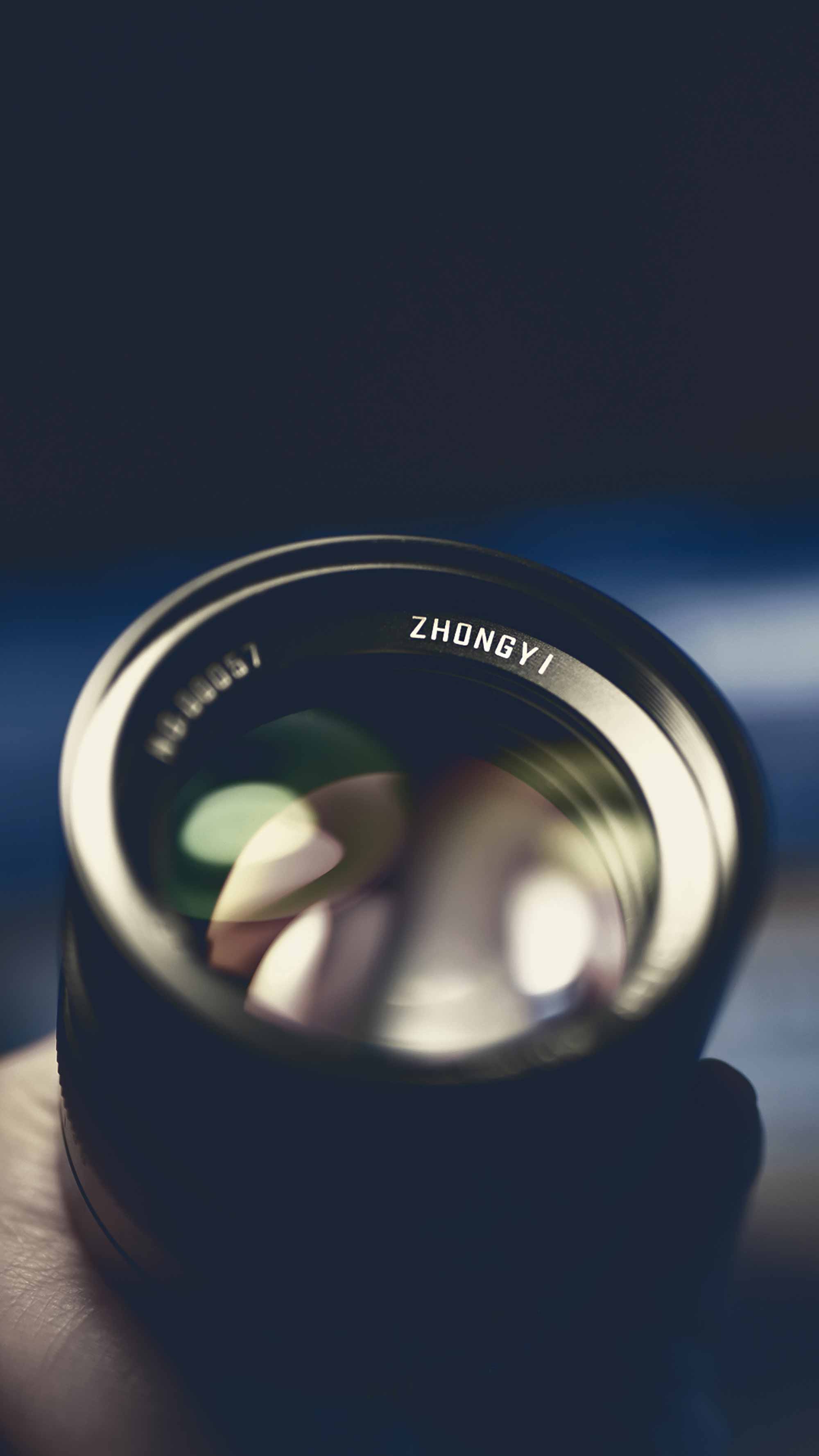 Zhongyi Mitakon Speedmaster 50mm f/0.95 - Canon