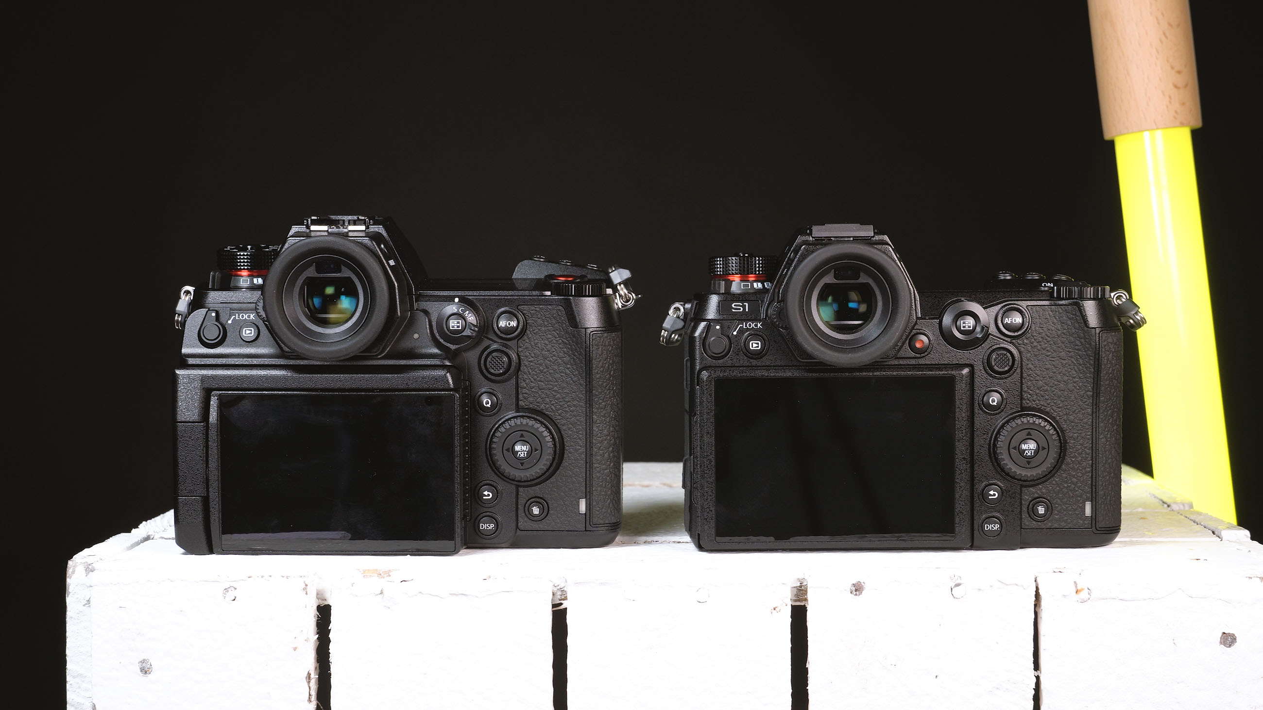 Lumix S1H und S1 von hinten