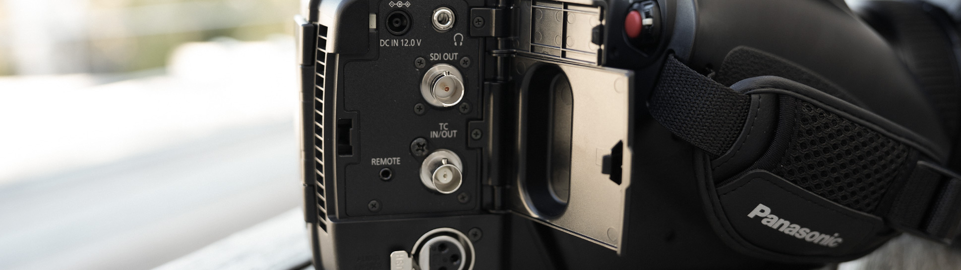 Panasonic-HC-X2-Anschlüsse