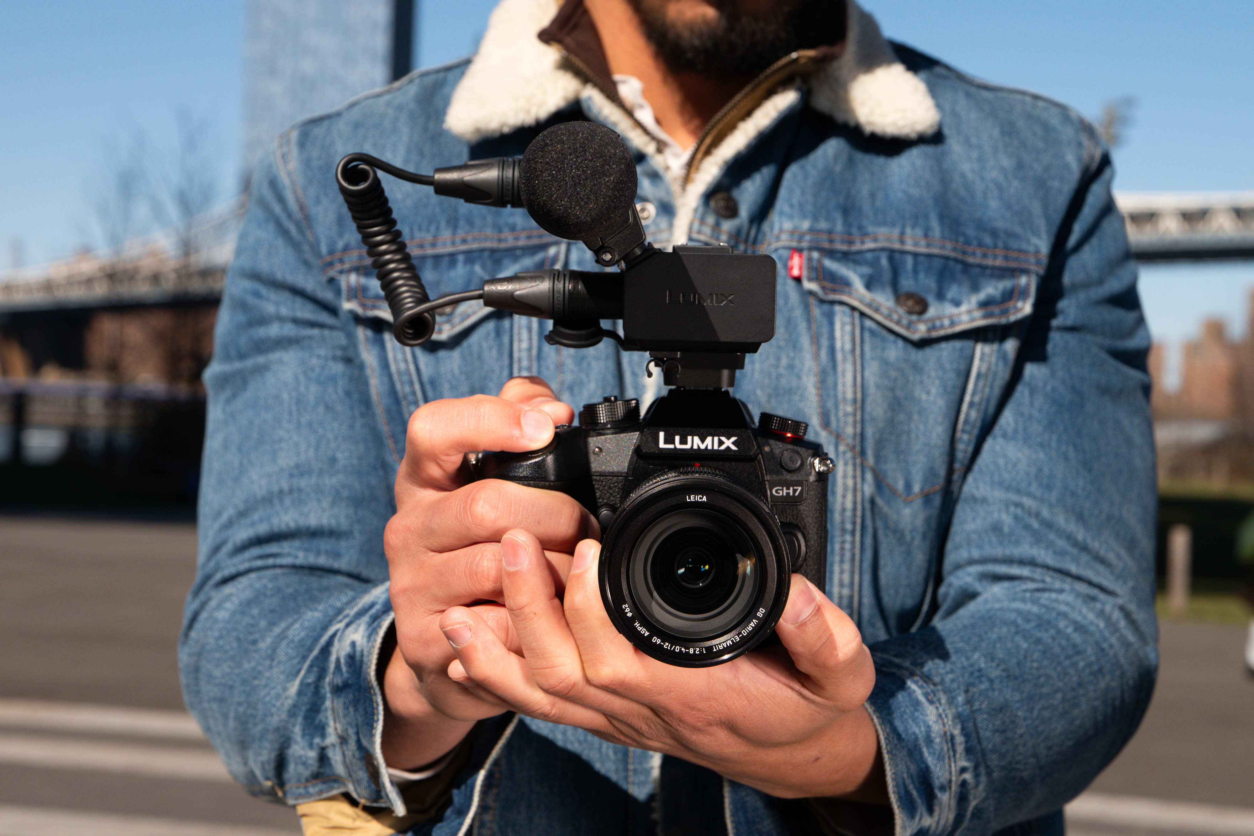 Lumix DC-GH7 mit DMC-XLR2 