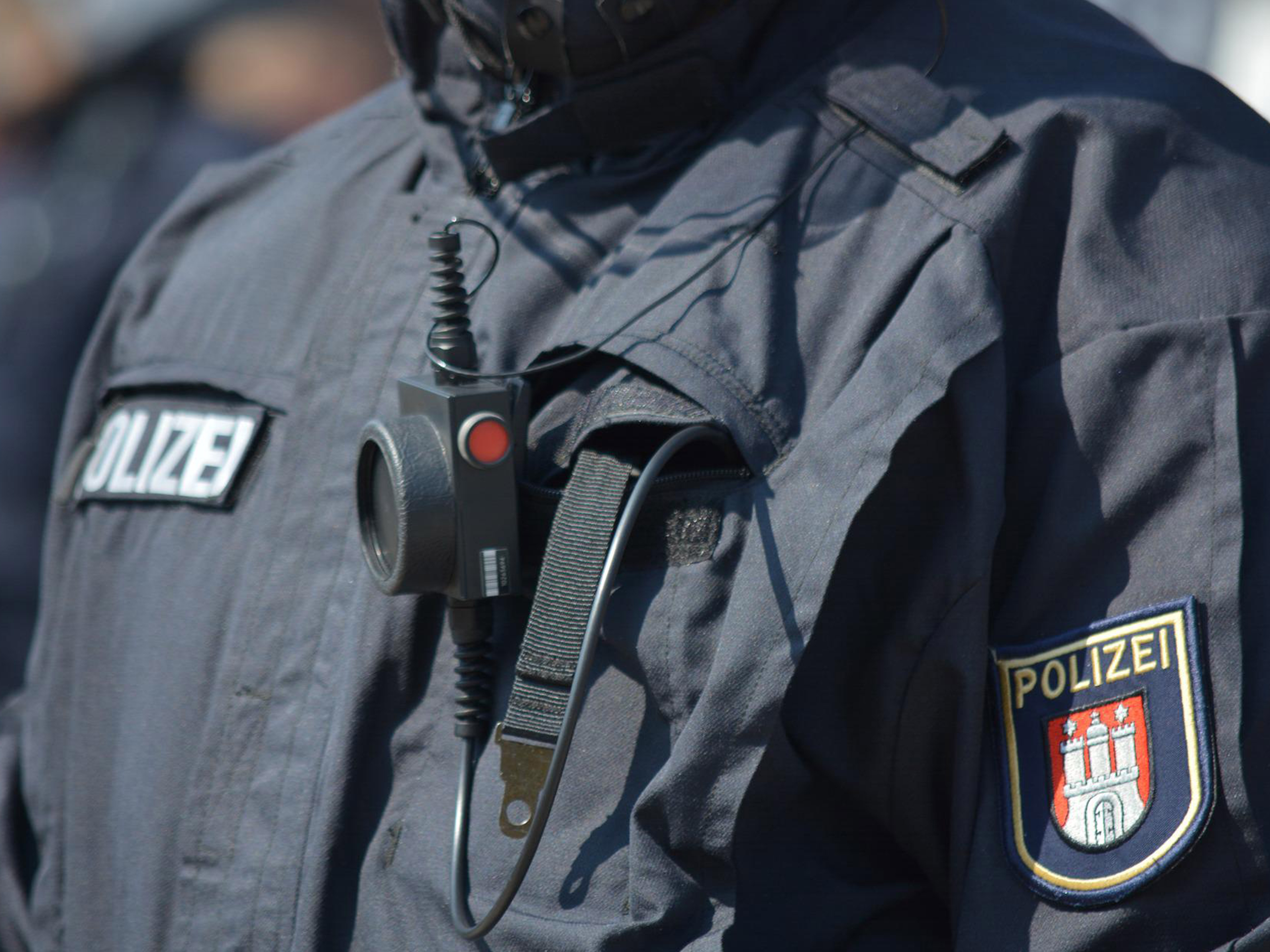 Sicherheit & Aufklärung mit der Hilfe von Drohnen & Bodycams