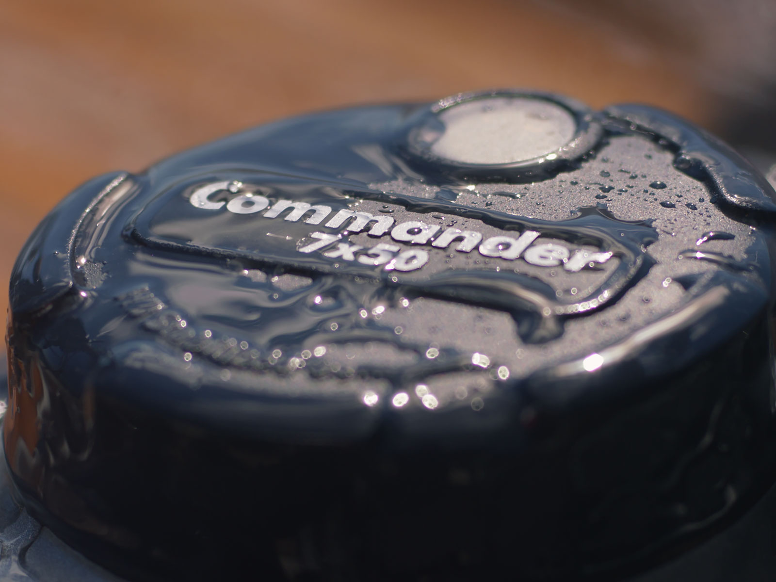 Steiner Ferngläser mit Kompass und besonderer Robustheit 